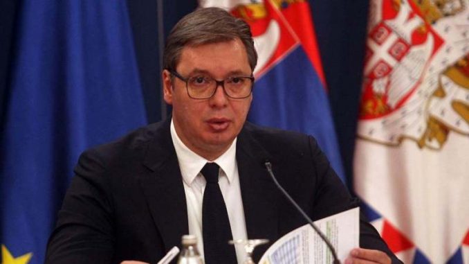 Frankfurter rundšau: Vučić žuri na izbore pre recesije 1