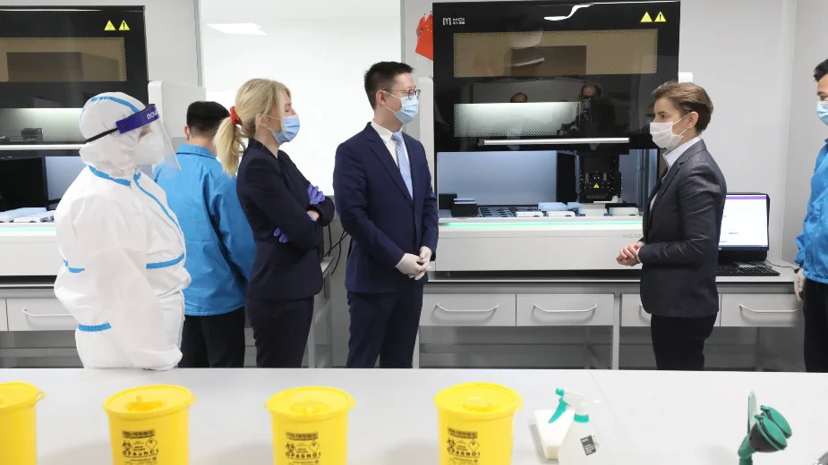 Brnabić: Duplo veći broj testiranja uz laboratorije "Vatreno oko" 1