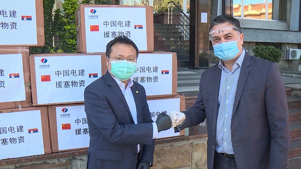 Kineska kompanija “Pauer Čajna” donirala Ministarstvu 15.000 zaštitnih maski 1