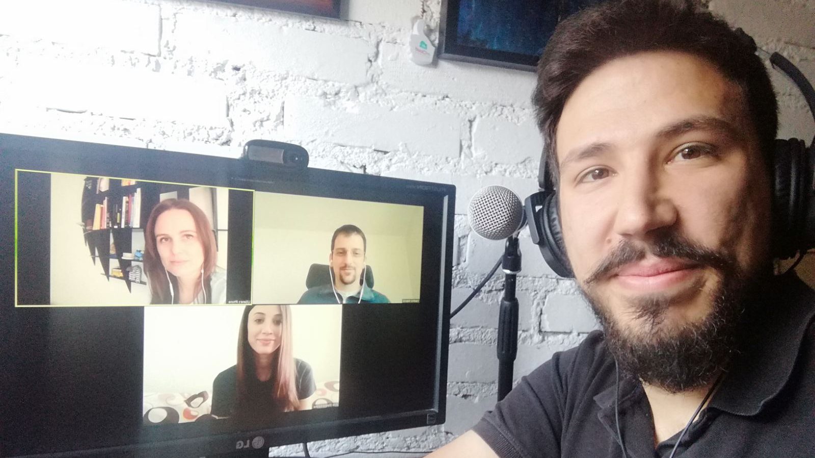 Poslušajte prvu epizodu podkasta Danasa 1