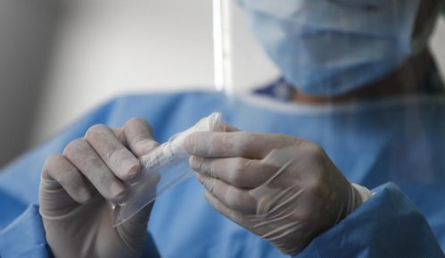 Na Novom Zelandu opada broj obolelih od kovid-19 21