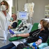 Terapija krvnom plazmom treba da premosti period bez leka i vakcine 5