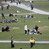 Više od 2.000 umrlih od korone u Švedskoj 14