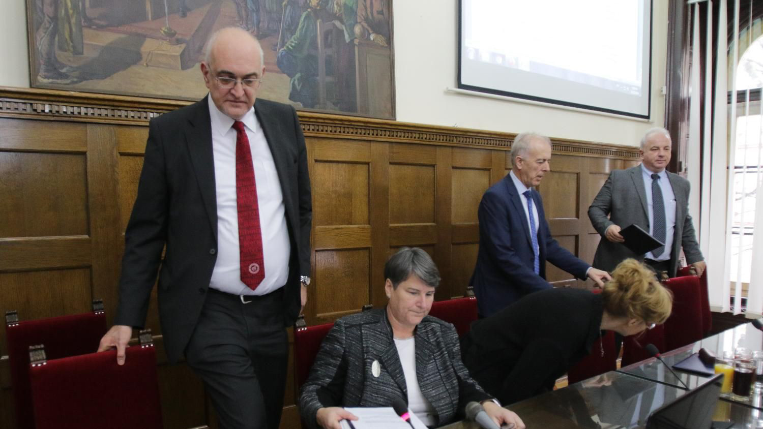 Sporno i glasanje po sećanju? 1