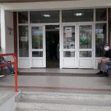 Taksisti odbijaju da voze do fabrike nameštaja u Vranju 15