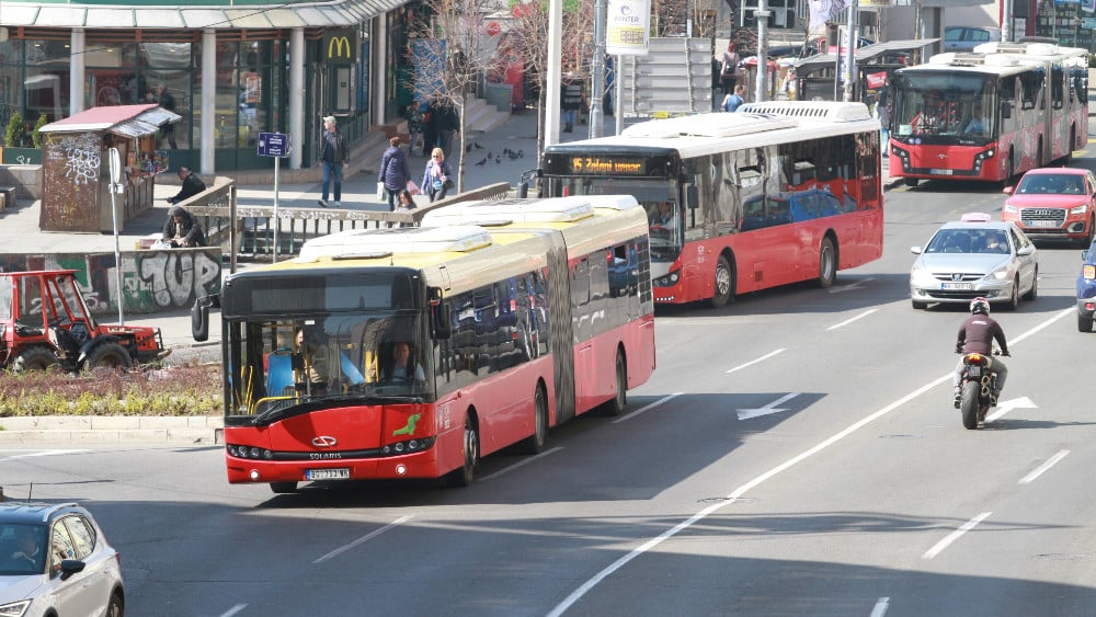 Dnevna karta u javnom prevozu u Beogradu 290 dinara 1