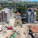 Oko Titove vile na Zlatiboru, koja je pod zaštitom države, gradi se veliki apartmanski kompleks 8