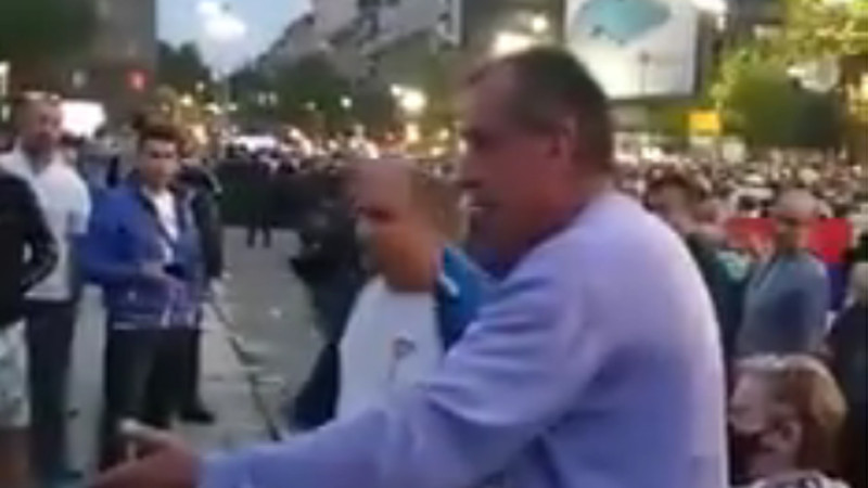 Policija i žandarmerija nisu reagovali na udarac naprednjaka 1