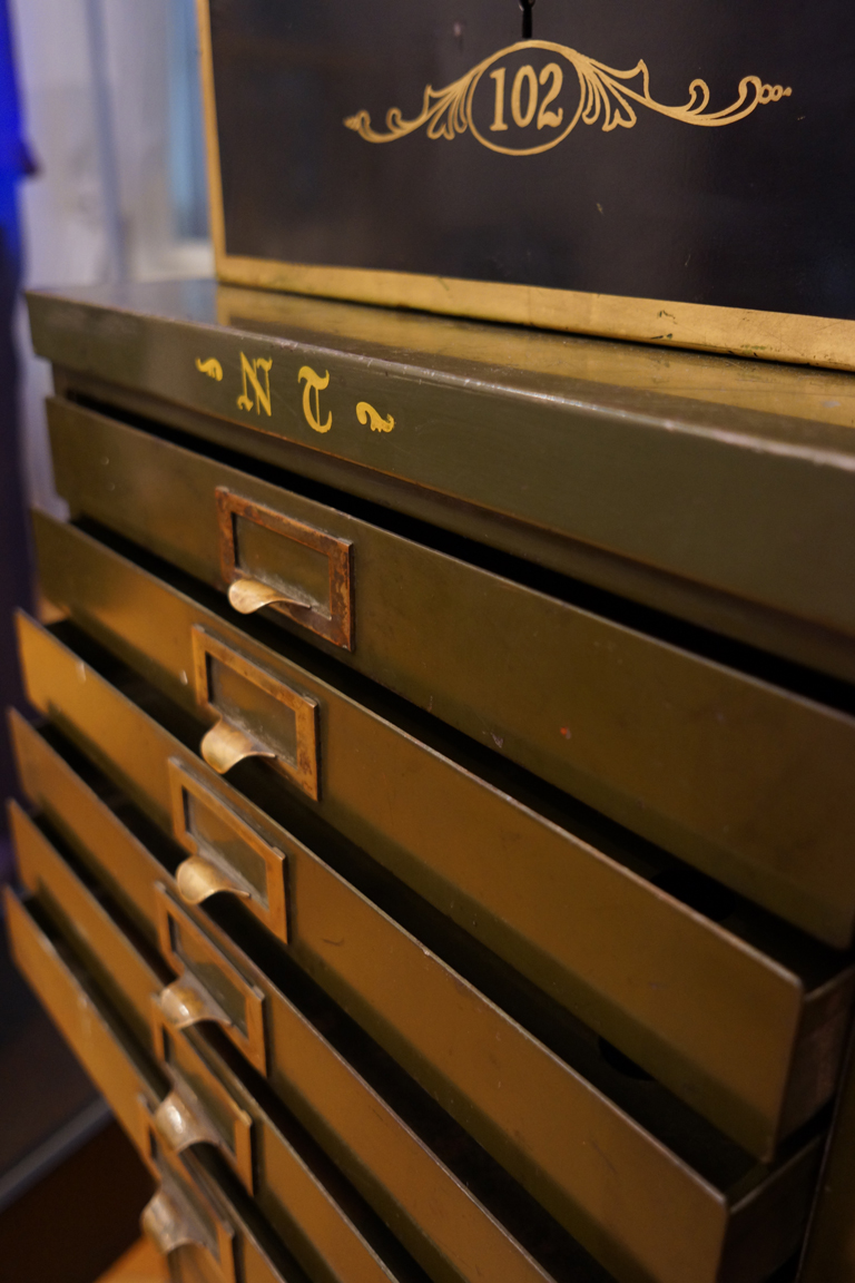 Tesline stvari imaju njegove inicijale