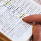 „Klikbejt", „podkast" i „dipfejk": Francuska izbacuje engleske reči iz zvanične upotrebe 7