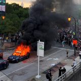 Smrt Džordža Flojda: Policijski čas u gradovima širom Amerike usled velikih nemira 4