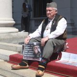 Ševarlić: Nisam se pokajao zbog svog protesta pred Skupštinom Srbije, ali je obesmišljen 8