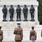 Pandemija zasenila proslavu Dana pobede 13