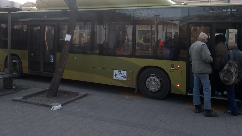 Gradom "šparta" 60 vozila na prirodni gas 1