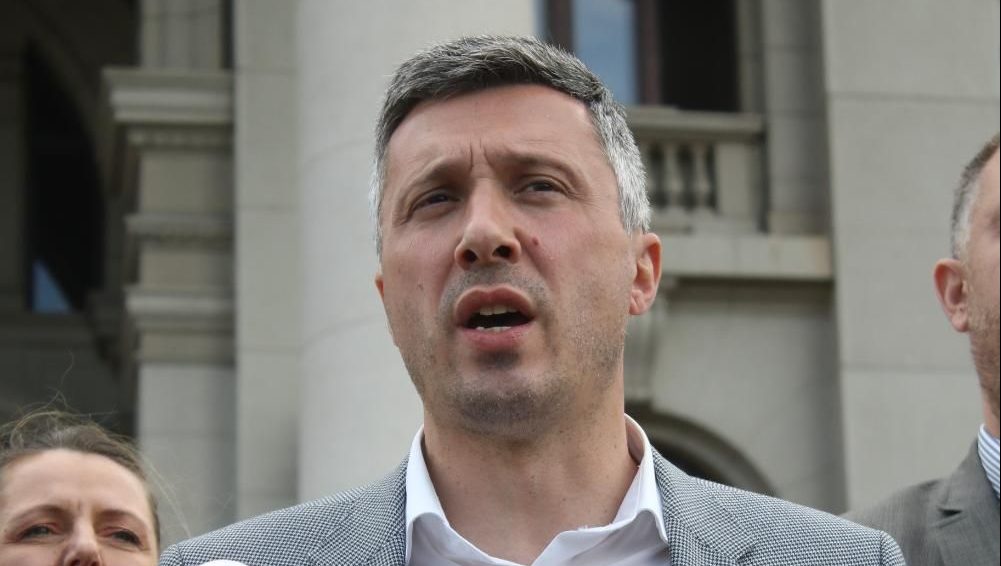 Obradović traži slobodu za uhapšene na protestima 1