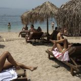 Demostat: Gotovo četvrtina stanovnika Srbije neće na letovanje zbog pandemije korone 5