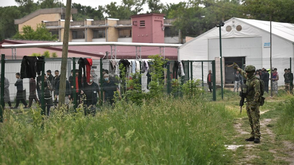 Vojska intervenisala u Šidu, 18 migranata vraćeno u prihvatne centre 1