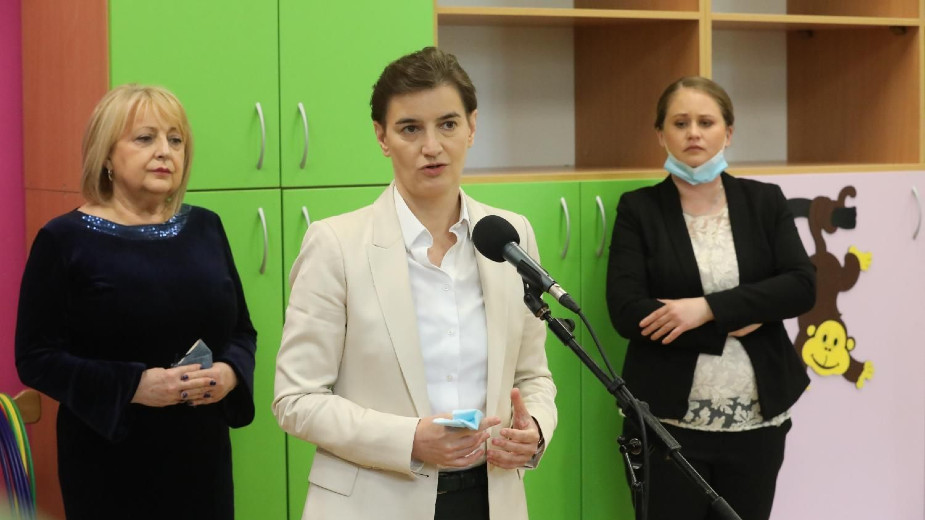 Brnabić: Plate vaspitačicama podignute za oko 44 odsto 1