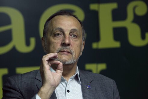 Zoran Živković, Nova stranka Milošević je ružna prošlost, ali je Vučić najgora moguća sadašnjost: Sagovornici Danasa povodom godišnjice 5. oktobra 5