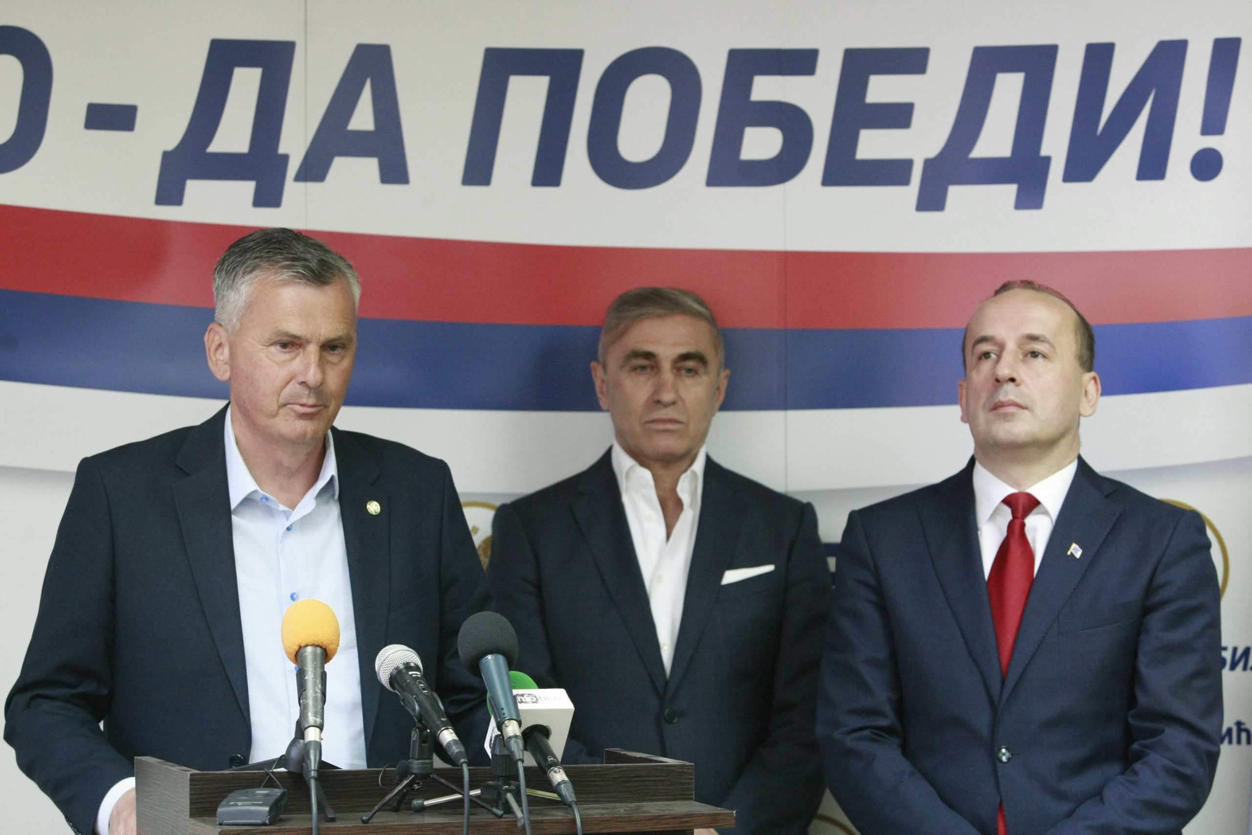 Ko je sve na listi Milana Stamatovića i Dragana Jovanovića za poslanike? 1