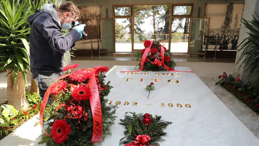 Zašto je u kampanji POKS-a za beogradske izbore i uklanjanje Kuće cveća u kojoj je sahranjen Tito? 1