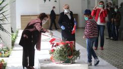 Kuću cveća danas posetio mnogo manji broj ljudi nego prethodnih godina (FOTO) 11