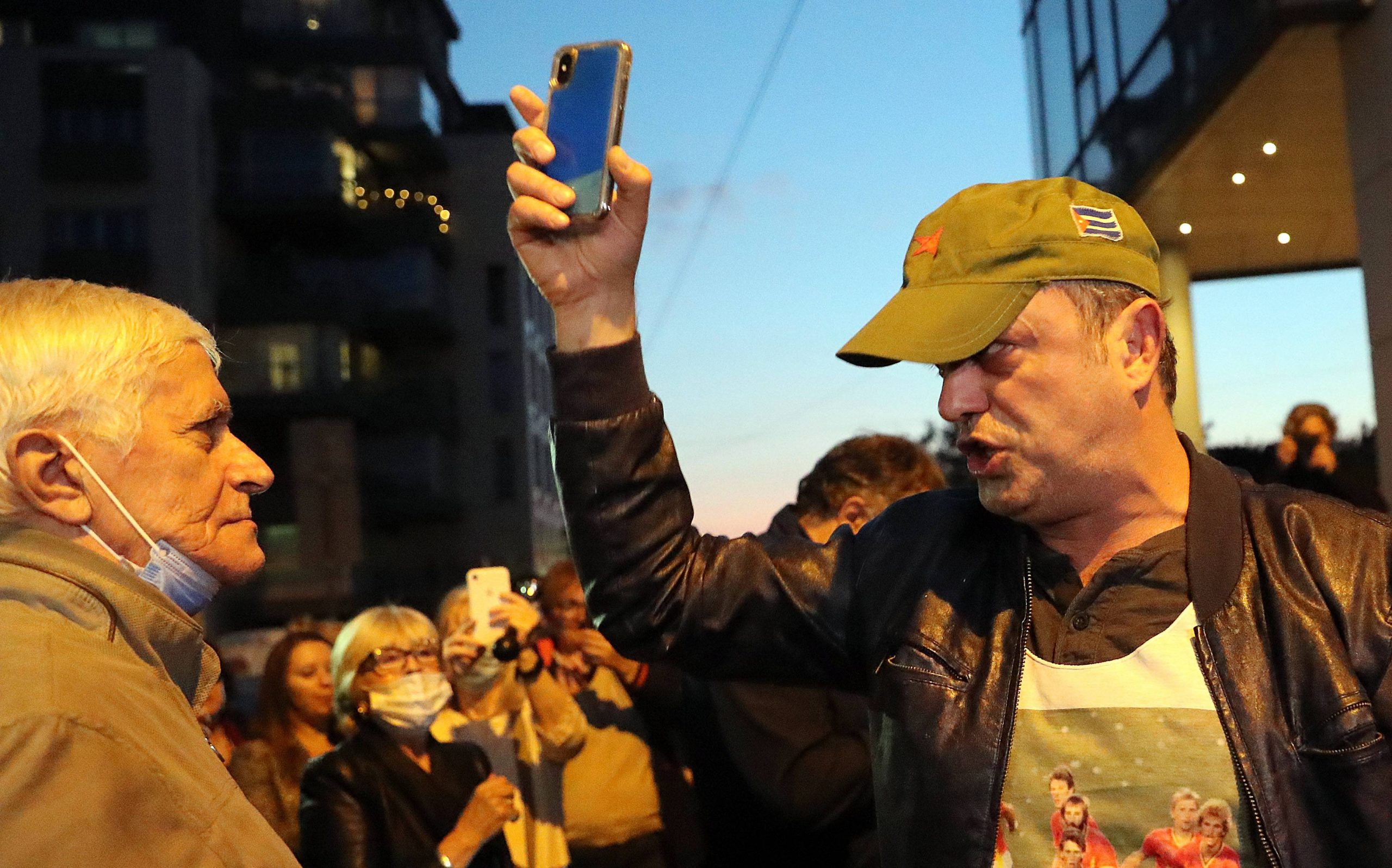 DW: Oštar start izborne kampanje u Srbiji - potencijal za nasilje 1