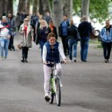 Nove mere Vlade: Rastojanje od dva metra u parkovima, preventiva u zatvorenim prostorijama 7