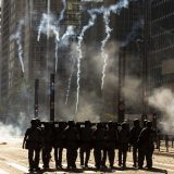 Brazilska policija suzavcem razdvajala Bolsonarove protivnike i pristalice 7