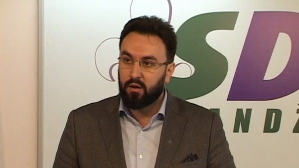 Enis Imamović: O ujedinjenju Islamske zajednice da razgovaraju imami 1