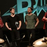 Nova pesma pobednika 5. Bunt Rok Festivala, Lagana sreda - Sva je sve 1