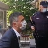 Uhapšeni članovi Dveri, Obradović sa poslanicima ispred PS Vračar (VIDEO) 9