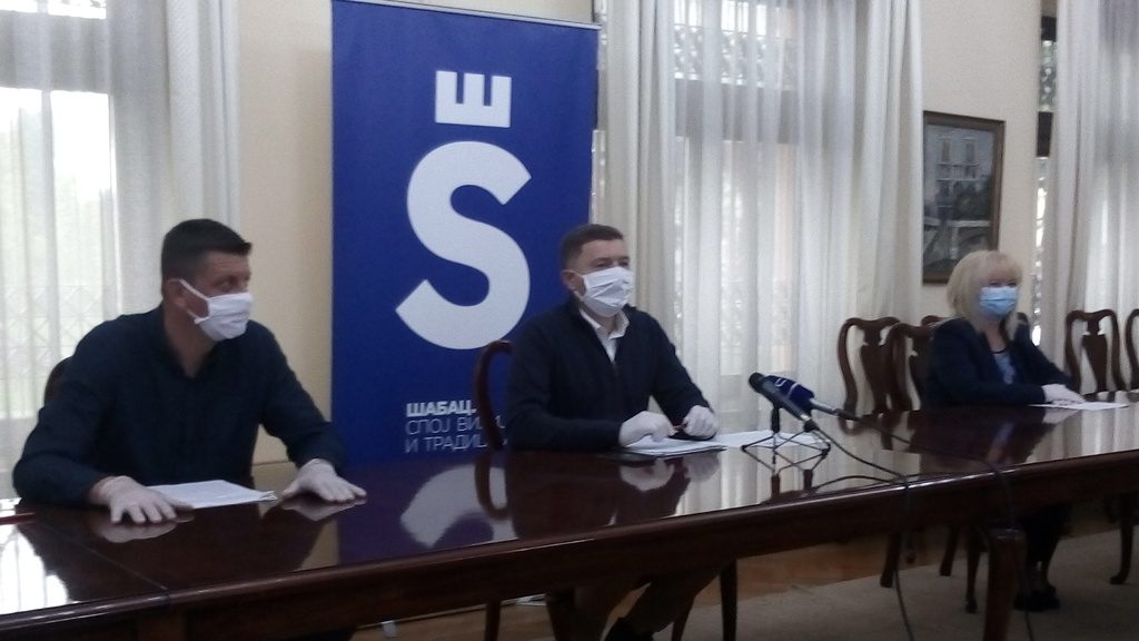 Ćutanje policije o kršenju policijskog časa u Šapcu 1