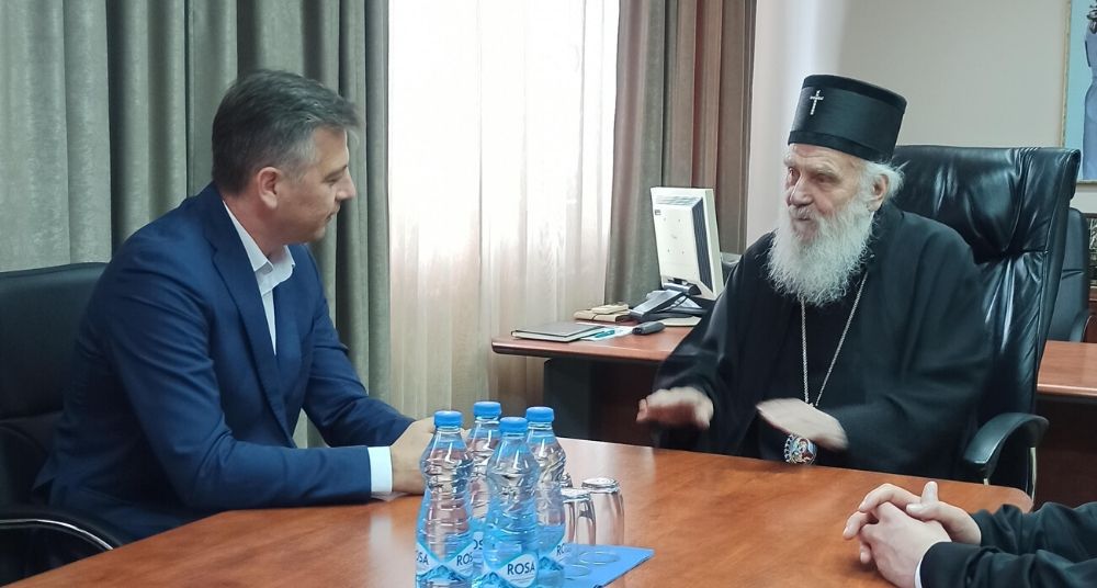 Patrijarh Irinej obišao hramove u Pirotu 1