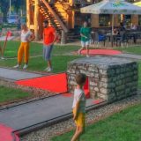 Mini golf na Adi Ciganliji počinje sa radom 5