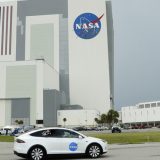 Za sada ostaje plan za prvi let SpejsEksa sa ljudskom posadom uprkos strahovanjima o vremenu 10