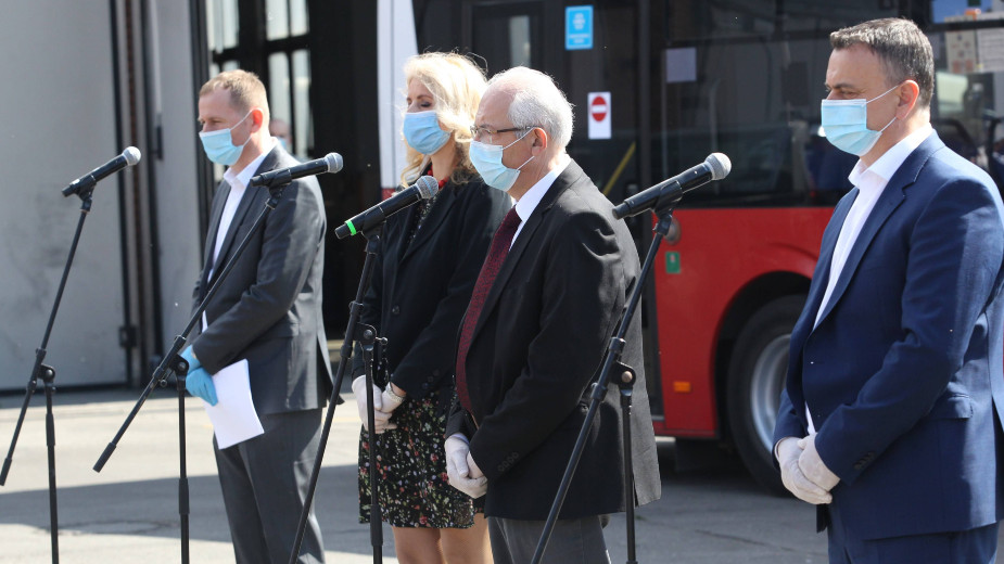Za putnike u gradskom prevozu bez maske nadležni komunalci 1