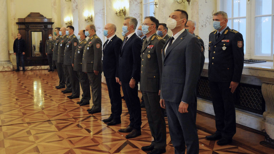 Nagrađeno 30 pripadnika Ministarstva odbrane i Vojske Srbije 1