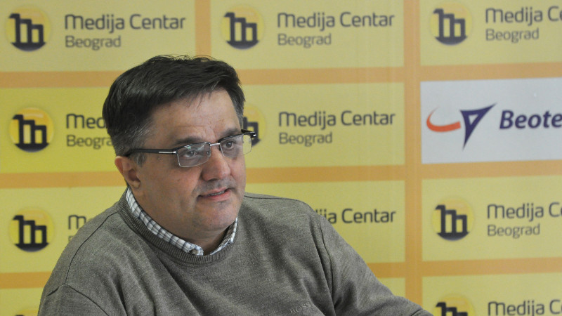 Gavrilović: Vučić svoje biračko telo drži pod staklenim zvonom 1