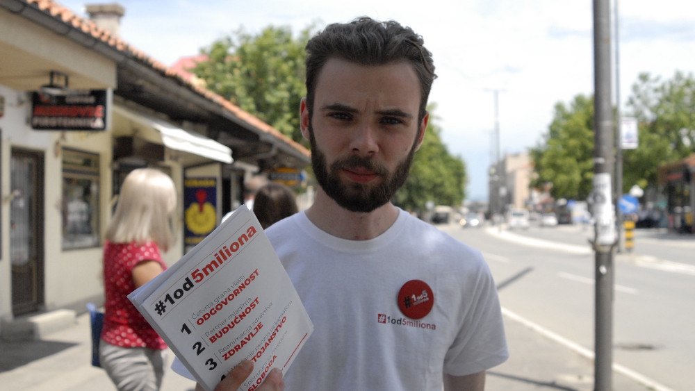 Jedan od pet miliona: U Leskovcu sijalica košta 60 evra, a njeno održavanje čak 340 evra 1