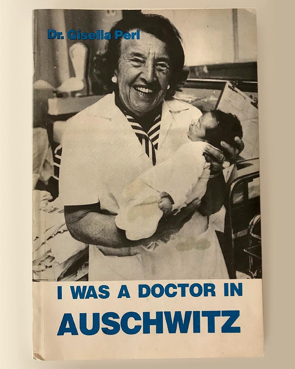 Drugi svetski rat i fašizam: Ginekološkinja iz Aušvica koja je morala da ubija bebe 11 Knjiga