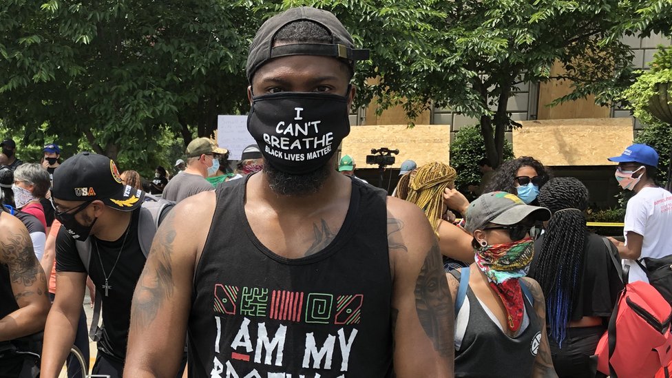 Smrt Džordža Flojda: Kolin Pauel kritikovao Trampa, ostavka urednika Njujork Tajmsa zbog teksta senatoraiz Arkanzasa 4 Eric Wood