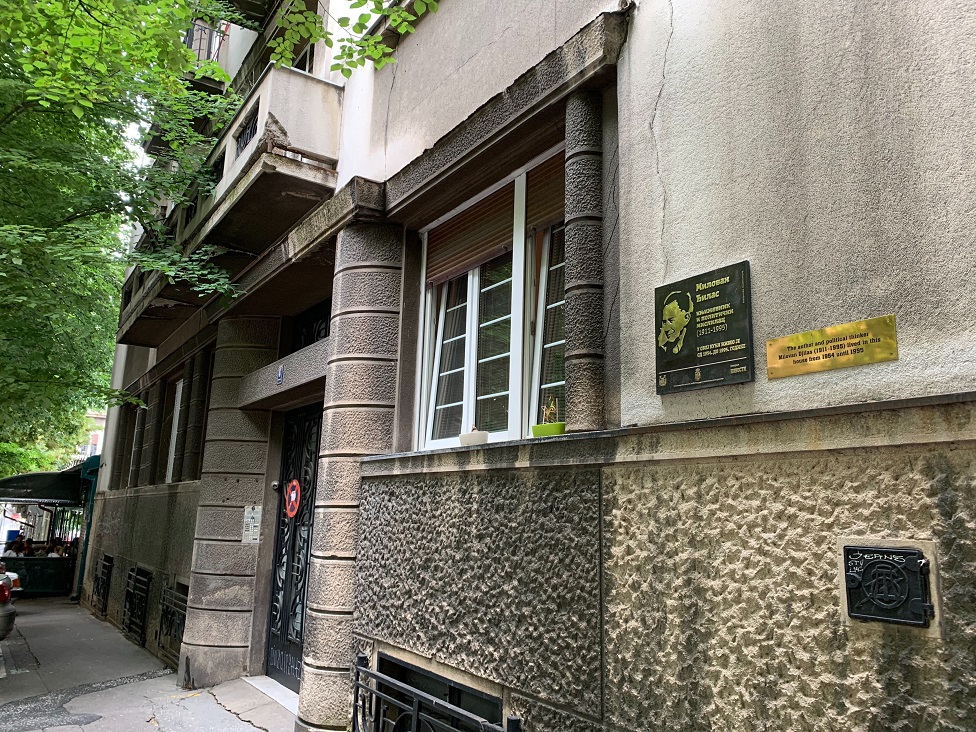 „Čovek koji se bunio kad se niko nije bunio": Milovan Đilas - priča prvom, a zaboravljenom disidentu 9 Ulaz u Palmotićeoj 8