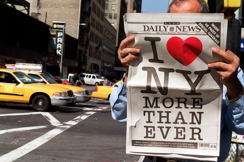 Nakon terorističkog napada 11. septembra, Glazer je objavio modifikovanu verziju logoa I ♥ NY MORE THAN EVER