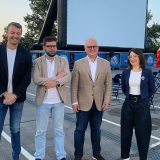 Vesić otvorio prvi „Drive in” bioskop u Beogradu 1