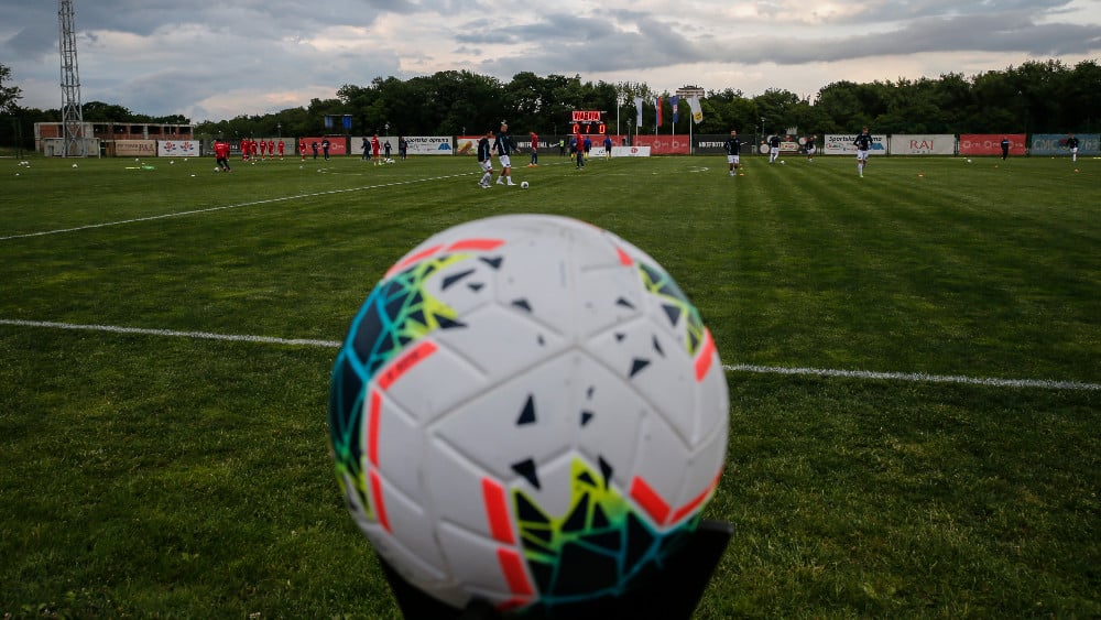 UEFA odobrila delimičan povratak navijača na stadione 1