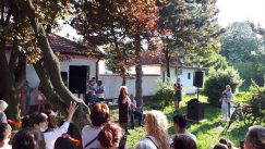 Kotežani „pevali od muke“ zajedno sa muzičarima u svom naselju (FOTO, VIDEO) 7