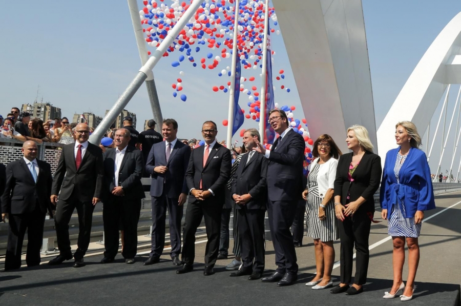 Šta nam je Vučić obećavao u ekspozeu 2016.? 4 Šta nam je Vučić obećavao u ekspozeu 2016.? 4