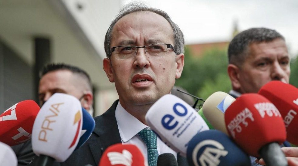 Izglasana vlada Hotija na Kosovu, Goran Rakić izabran za ministra 1