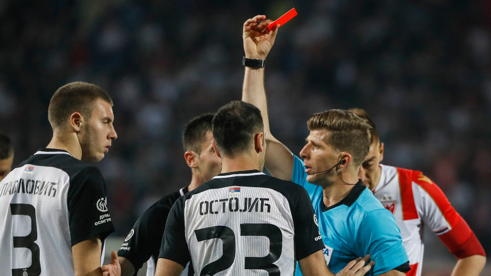 Simović sudi "večitima" 1